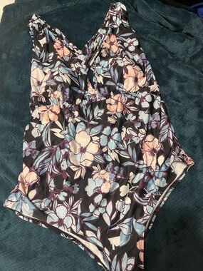 Floral V-Neck Women’s swimsuit in Black and Pastel